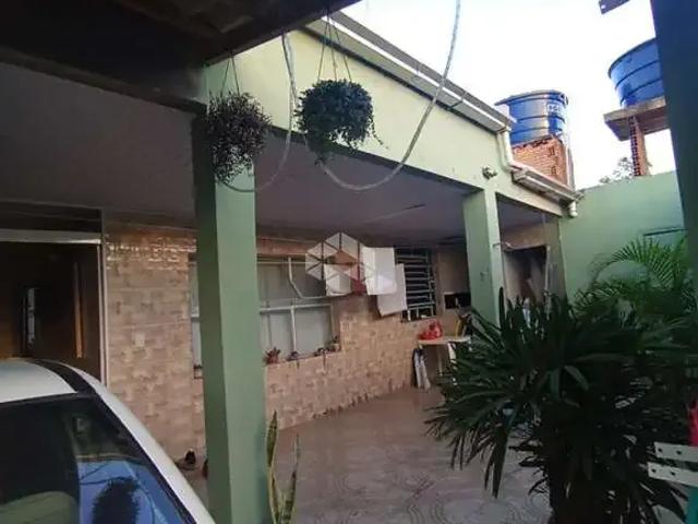 Casa / Sobrado para Venda em Canoas/RS Guajuviras 2 Quartos