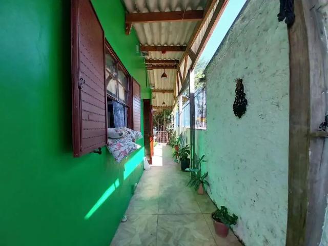 Casa / Sobrado para Venda em Canoas/RS Guajuviras 2 Quartos