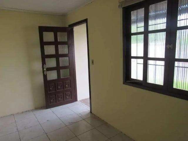Casa / Sobrado para Venda em Canoas/RS Guajuviras 3 Quartos