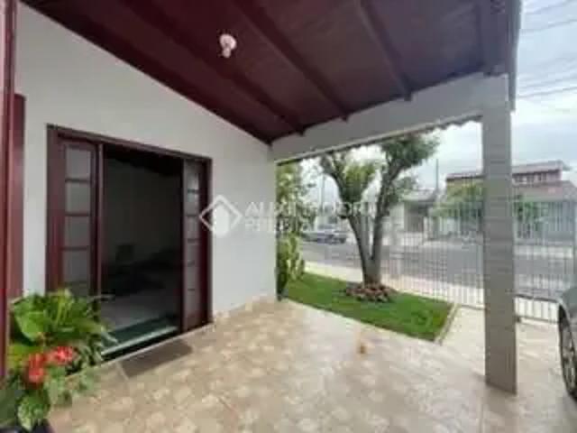 Casa / Sobrado para Venda em Canoas/RS Guajuviras 5 Quartos