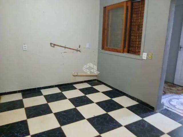 Casa / Sobrado para Venda em Canoas/RS Guajuviras 6 Quartos