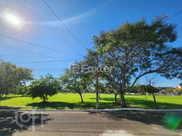 Casa / Sobrado para Venda em Canoas/RS Harmonia 4 Quartos