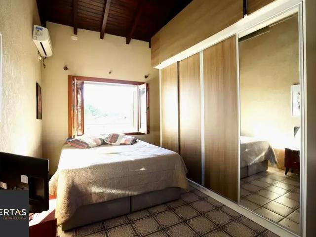 Casa / Sobrado para Venda em Canoas/RS Harmonia 2 Quartos