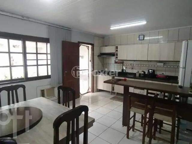 Casa / Sobrado para Venda em Canoas/RS Harmonia 3 Quartos