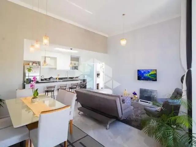 Casa / Sobrado para Venda em Canoas/RS Igara 5 Quartos