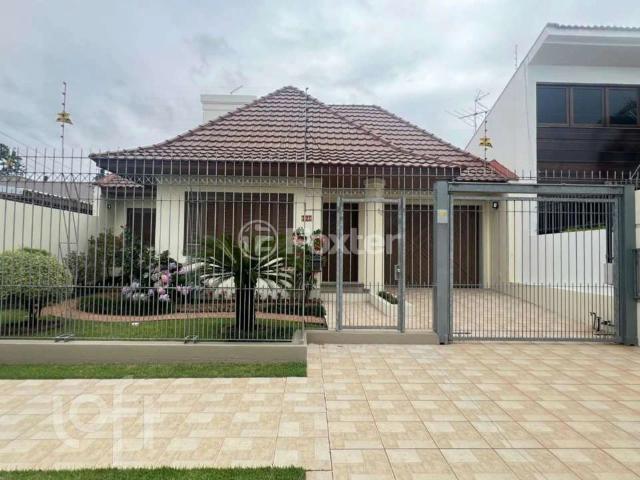 Casa / Sobrado para Venda em Canoas/RS Igara 2 Quartos