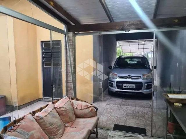 Casa / Sobrado para Venda em Canoas/RS Igara 2 Quartos