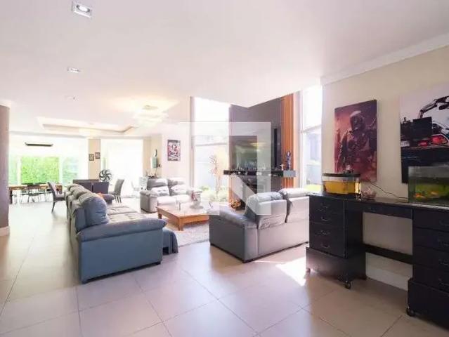 Casa / Sobrado para Venda em Canoas/RS Marechal Rondon 5 Quartos