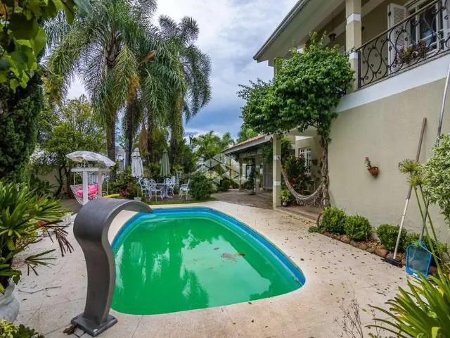 Casa / Sobrado para Venda em Canoas/RS Marechal Rondon 5 Quartos