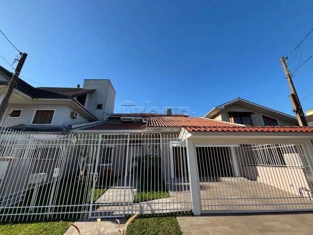 Casa / Sobrado para Venda em Canoas/RS Marechal Rondon 5 Quartos
