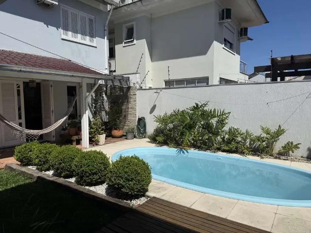 Casa / Sobrado para Venda em Canoas/RS Moinhos De Vento 4 Quartos