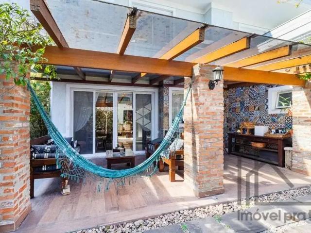 Casa / Sobrado para Venda em Canoas/RS Moinhos De Vento 4 Quartos