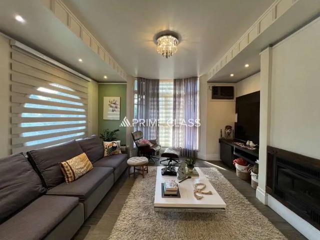 Casa / Sobrado para Venda em Canoas/RS Moinhos De Vento 5 Quartos
