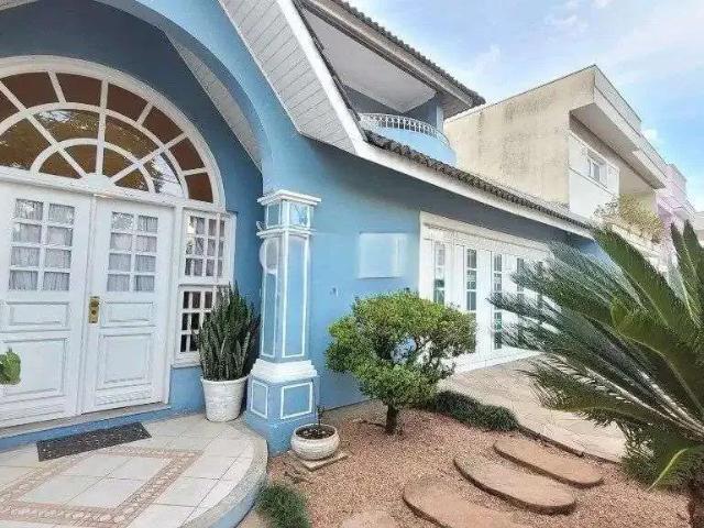 Casa / Sobrado para Venda em Canoas/RS Niterói 4 Quartos