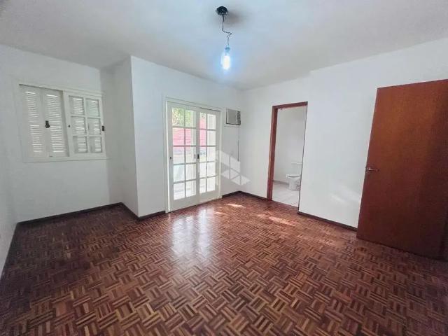 Casa / Sobrado para Venda em Canoas/RS Nossa Senhora das Graças 3 Quartos