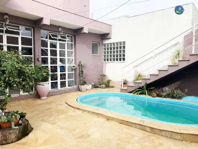 Casa / Sobrado para Venda em Canoas/RS Nossa Senhora das Graças 3 Quartos