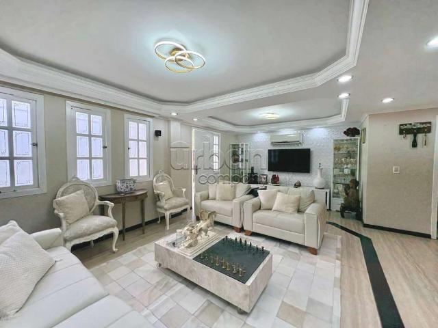 Casa / Sobrado para Venda em Canoas/RS Nossa Senhora das Graças 4 Quartos