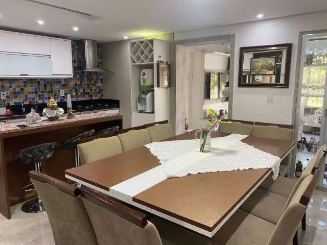 Casa / Sobrado para Venda em Canoas/RS Nossa Senhora das Graças 4 Quartos
