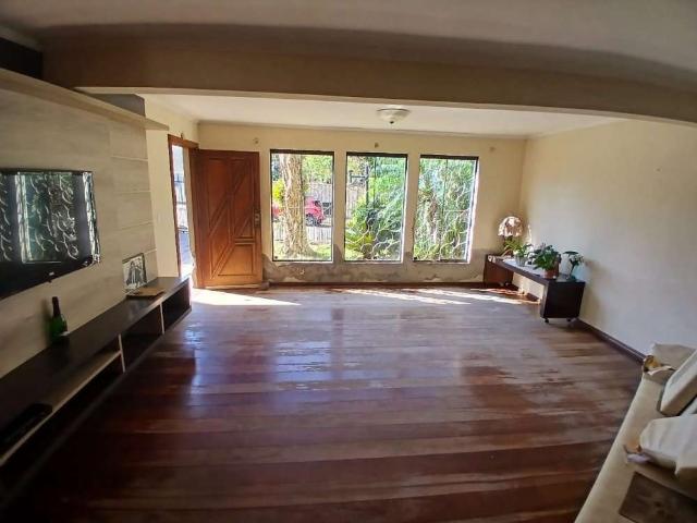 Casa / Sobrado para Venda em Canoas/RS Nossa Senhora das Graças 4 Quartos