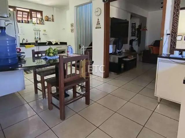 Casa / Sobrado para Venda em Canoas/RS Olaria 3 Quartos