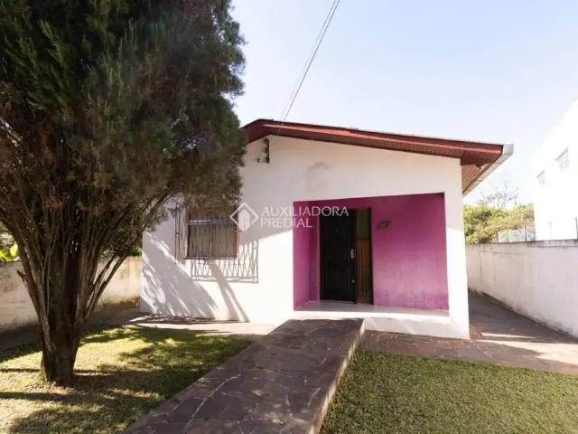 Casa / Sobrado para Venda em Canoas/RS Olaria 2 Quartos