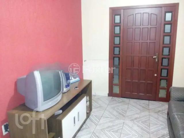 Casa / Sobrado para Venda em Canoas/RS Olaria 2 Quartos