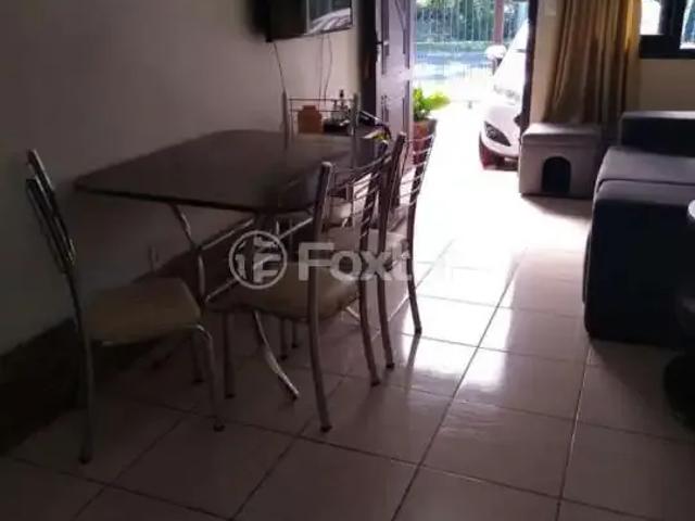 Casa / Sobrado para Venda em Canoas/RS Olaria 2 Quartos