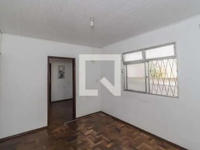 Casa / Sobrado para Venda em Canoas/RS Olaria 2 Quartos