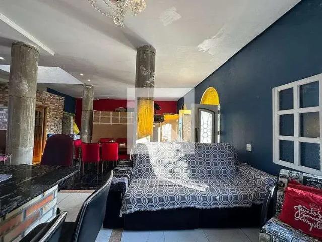 Casa / Sobrado para Venda em Canoas/RS São José 1 Quartos