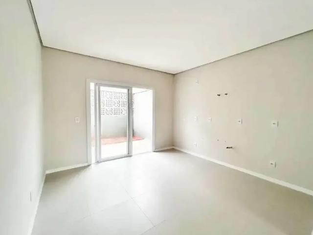 Casa / Sobrado para Venda em Canoas/RS São José 2 Quartos