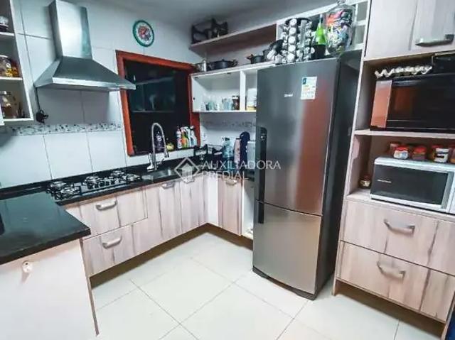 Casa / Sobrado para Venda em Canoas/RS São José 3 Quartos