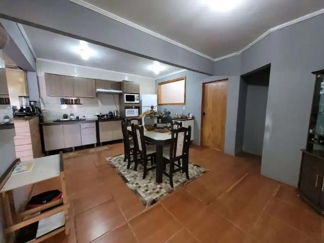 Casa / Sobrado para Venda em Canoas/RS São Luis 3 Quartos