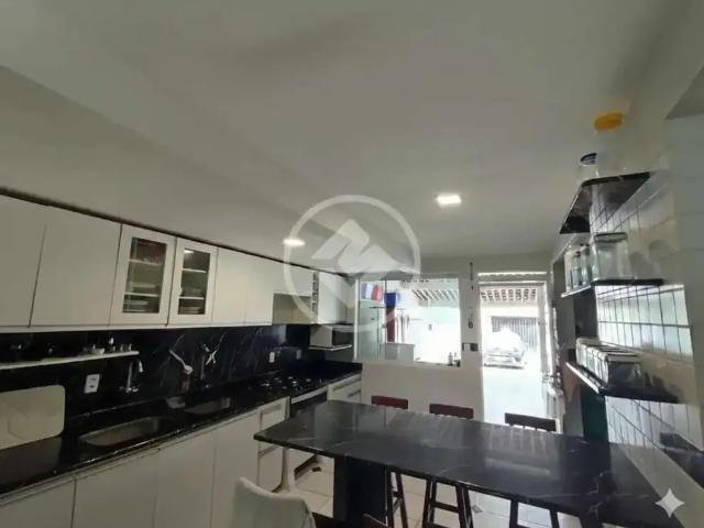 Casa / Sobrado para Venda em Cabedelo/PB Camboinha 4 Quartos