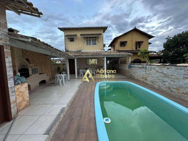 Casa / Sobrado para Venda em Cabo Frio/RJ Unamar 4 Quartos