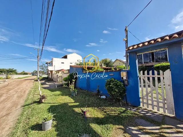 Casa / Sobrado para Venda em Cabo Frio/RJ Unamar 6 Quartos