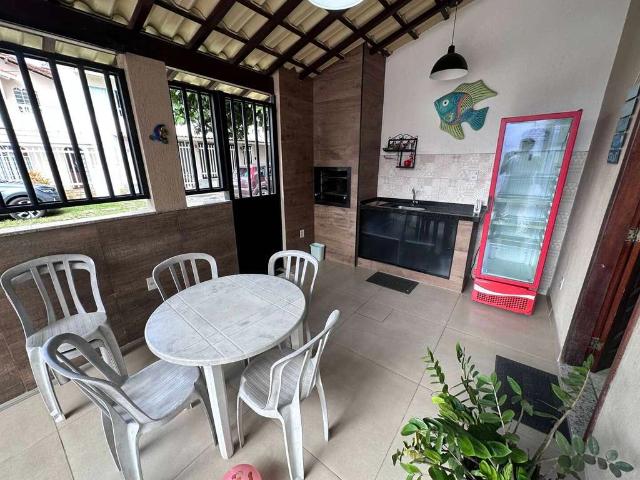 Casa / Sobrado para Venda em Cabo Frio/RJ Braga 4 Quartos