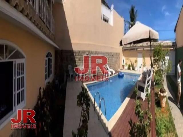 Casa / Sobrado para Venda em Cabo Frio/RJ Braga 3 Quartos