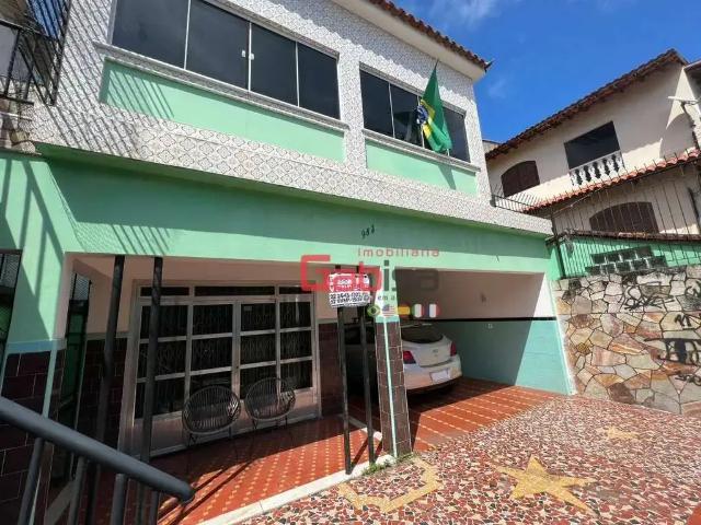Casa / Sobrado para Venda em Cabo Frio/RJ Centro 8 Quartos