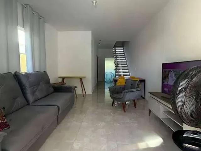 Casa / Sobrado para Venda em Cabo Frio/RJ Jardim Excelsior 3 Quartos