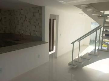 Casa / Sobrado para Venda em Cabo Frio/RJ Ogiva 4 Quartos