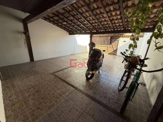 Casa / Sobrado para Venda em Cabo Frio/RJ Palmeiras 3 Quartos