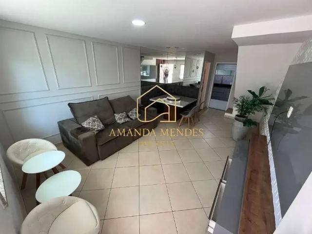 Casa / Sobrado para Venda em Cabo Frio/RJ Palmeiras 2 Quartos