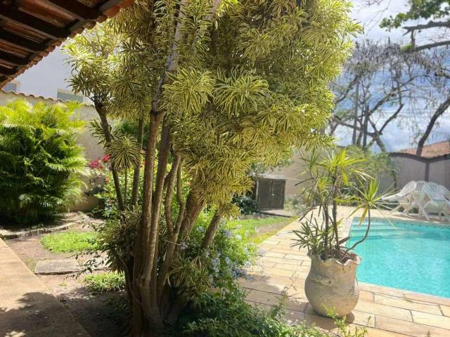 Casa / Sobrado para Venda em Cabo Frio/RJ Palmeiras 4 Quartos