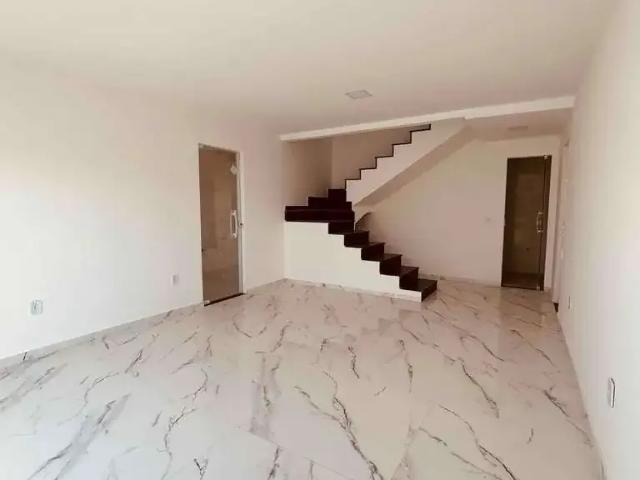 Casa / Sobrado para Venda em Cabo Frio/RJ Parque Balneário São Francisco 4 Quartos