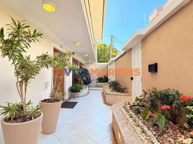 Casa / Sobrado para Venda em Cabo Frio/RJ Passagem 8 Quartos