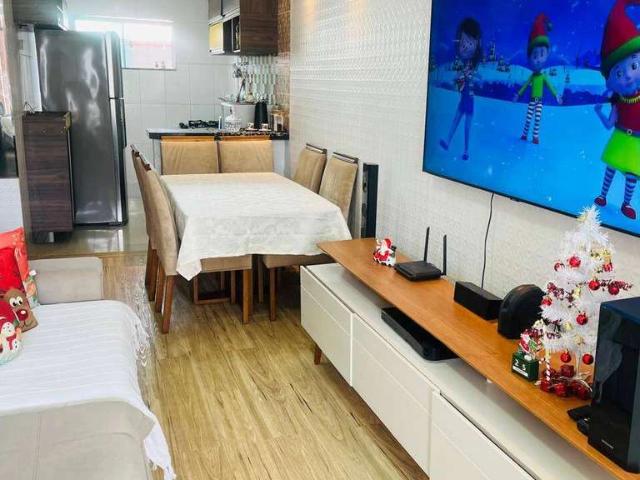 Casa / Sobrado para Venda em Cabo Frio/RJ Peró 2 Quartos