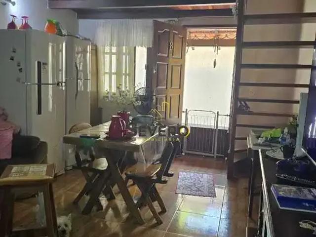 Casa / Sobrado para Venda em Cabo Frio/RJ Peró 2 Quartos