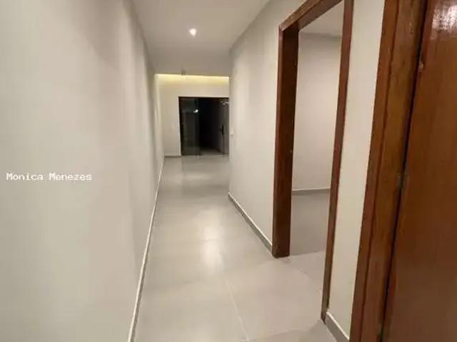 Casa / Sobrado para Venda em Cabo Frio/RJ Peró 2 Quartos
