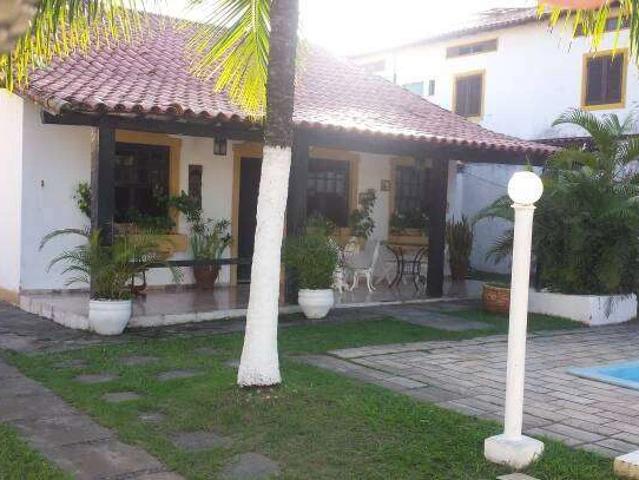 Casa / Sobrado para Venda em Cabo Frio/RJ Peró 4 Quartos