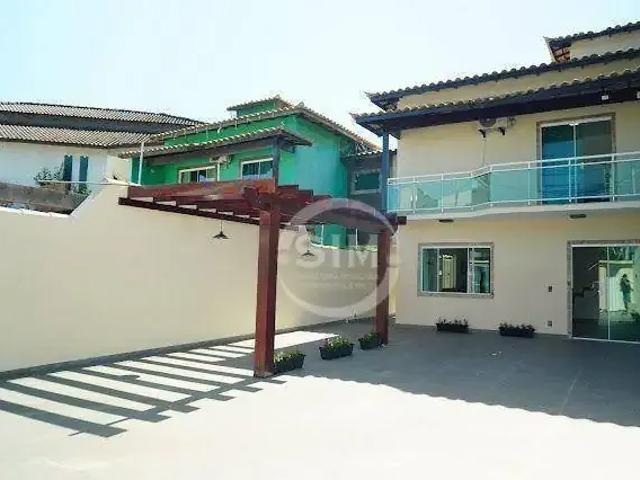 Casa / Sobrado para Venda em Cabo Frio/RJ Portinho 3 Quartos